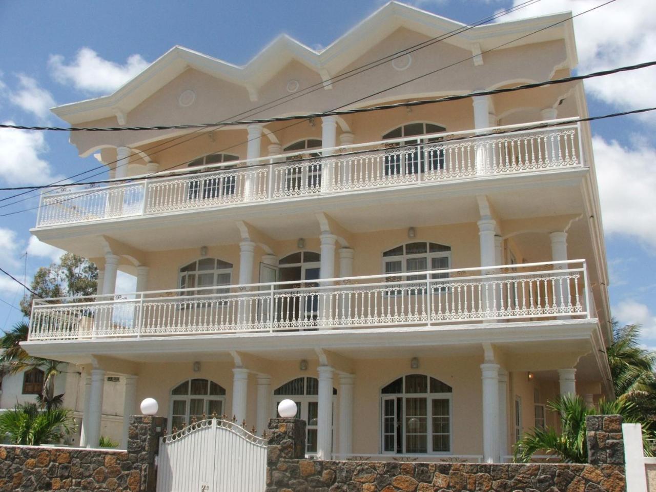 Residence Le Lotus Grand Baie Bagian luar foto